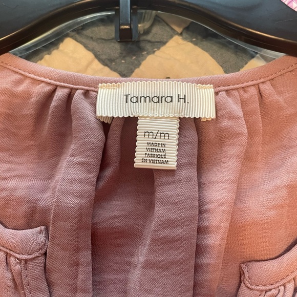 Tamara H. | Mauve Lavender v neck short sleeved pullover blouse top
Size medium - Picture 6 of 6